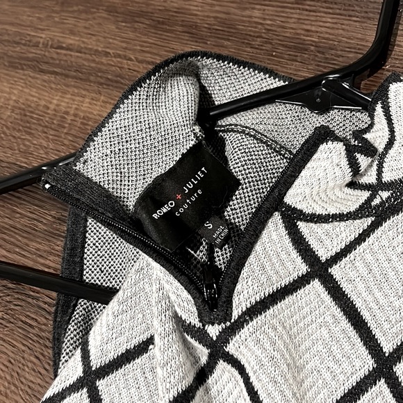 Knit Mini-Dress - Size Small - Picture 3 of 3